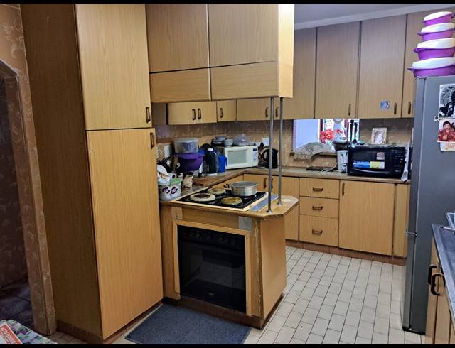 4 BEDROOM HOUSE FOR SALE IN REGENCY PARK